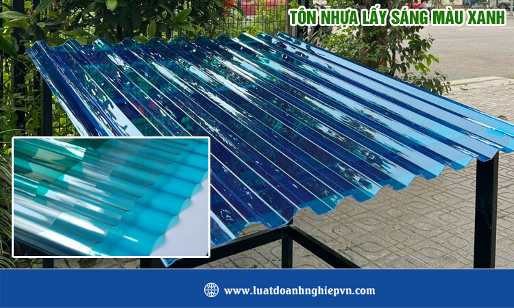 Tôn nhựa lấy sáng màu xanh 